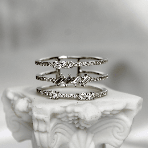 Anillo Cintillo Triple Brillantes 70 puntos Oro Blanco 18K