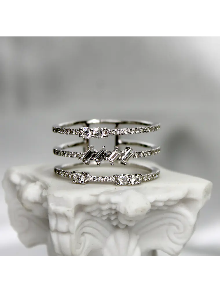 Anillo Cintillo Triple Brillantes 70 puntos Oro Blanco 18K 1