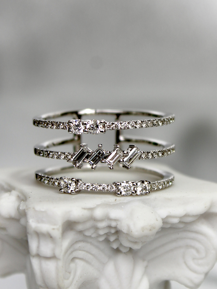 Anillo Cintillo Triple Brillantes 70 puntos Oro Blanco 18K 1