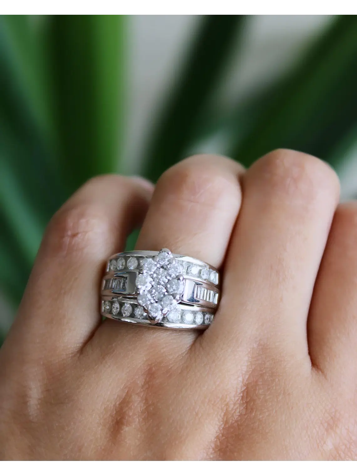 Maxi Anillo Cintillo Ancho Diamantes en Oro Blanco  6