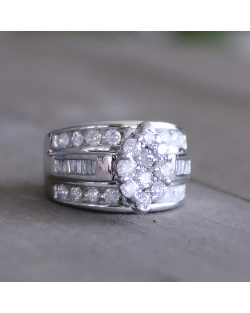 Maxi Anillo Cintillo Ancho Diamantes en Oro Blanco 