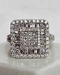Espectacular Maxi Anillo Cuadrado Diamantes Baguette en Oro Blanco 18K