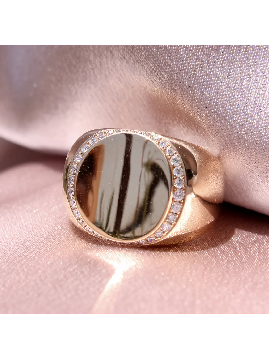 Maravilloso Anillo Ancho Moderno Redondo Brillantes en Oro Rosado 18K 1