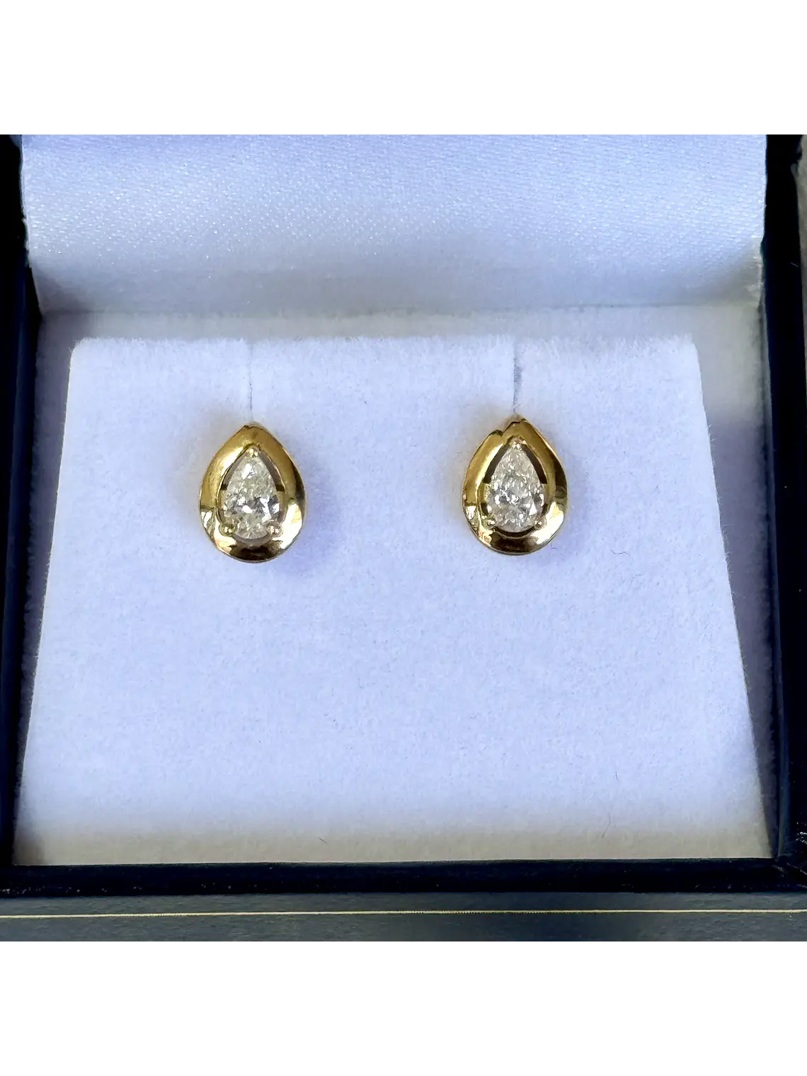 Exclusivos Aros Diamantes Corte Gota Oro Amarillo 18K 2