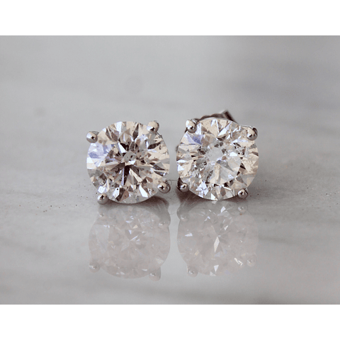 Espectacular Aros Punto de Luz Diamantes 2 Quilates 200 puntos en Oro Blanco 18K