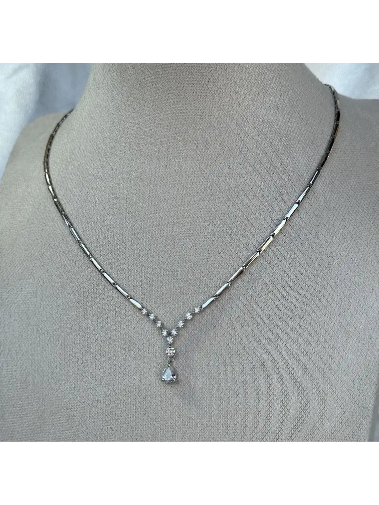 De Princesa! Exclusivo Collar Gran Diamante Corte Gota Oro Blanco 18K 3