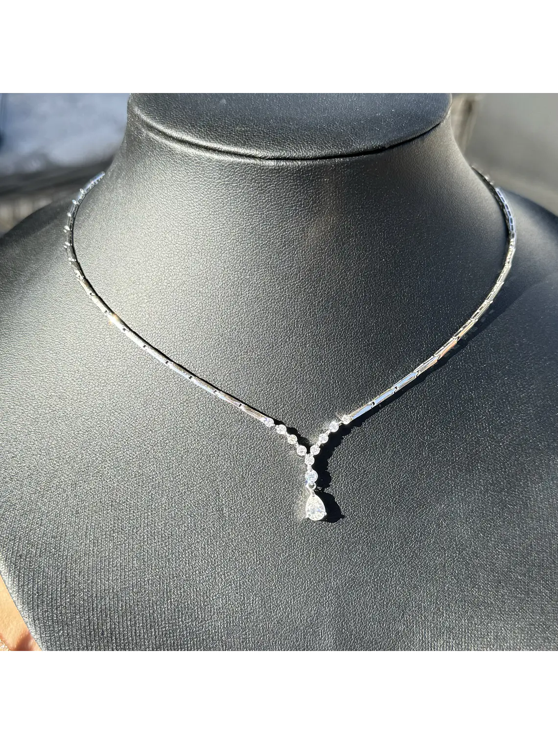 De Princesa! Exclusivo Collar Gran Diamante Corte Gota Oro Blanco 18K 1