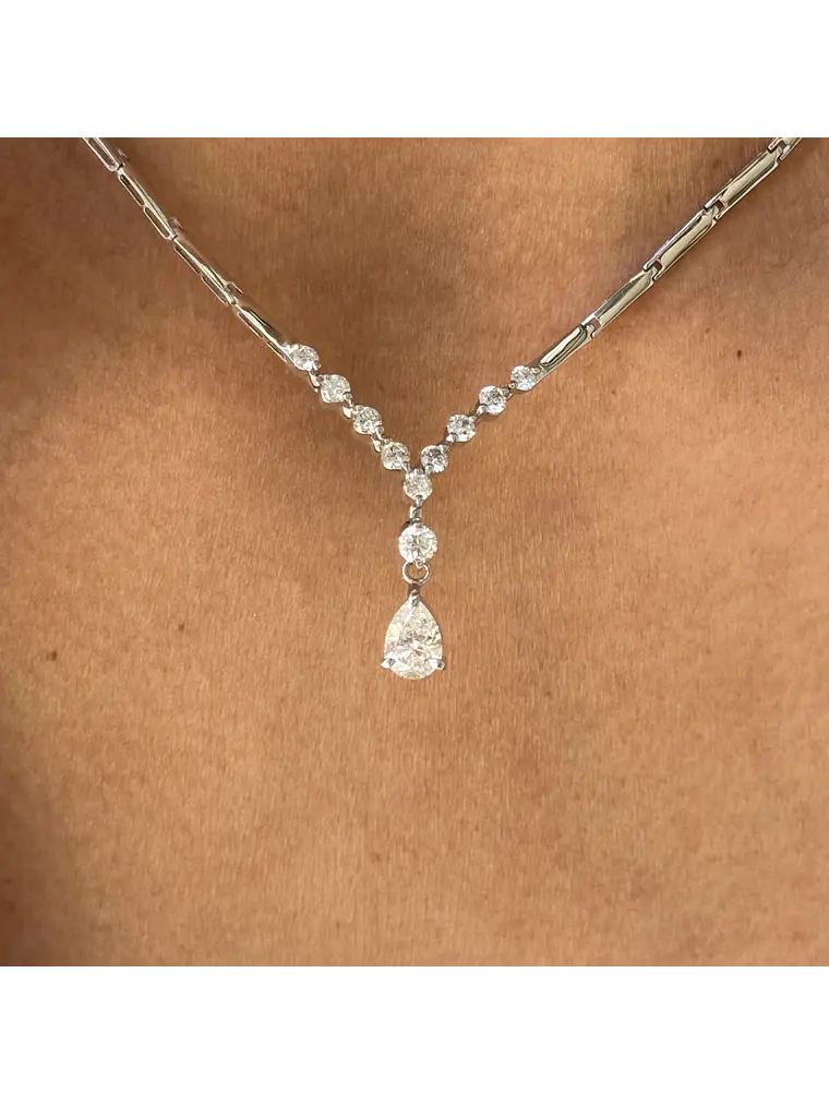 De Princesa! Exclusivo Collar Gran Diamante Corte Gota Oro Blanco 18K 6