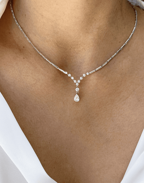 De Princesa! Exclusivo Collar Gran Diamante Corte Gota Oro Blanco 18K