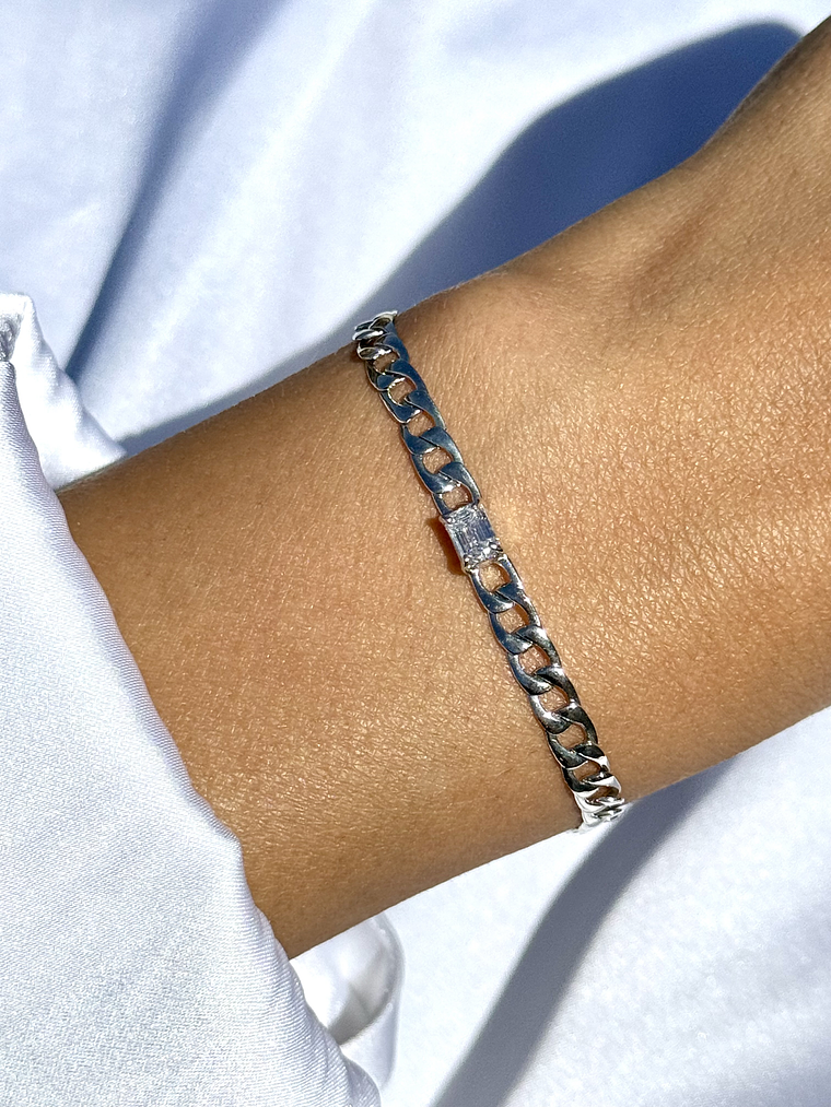 Exclusiva Pulsera Diamante Corte Esmeralda en Oro Blanco 18K 4