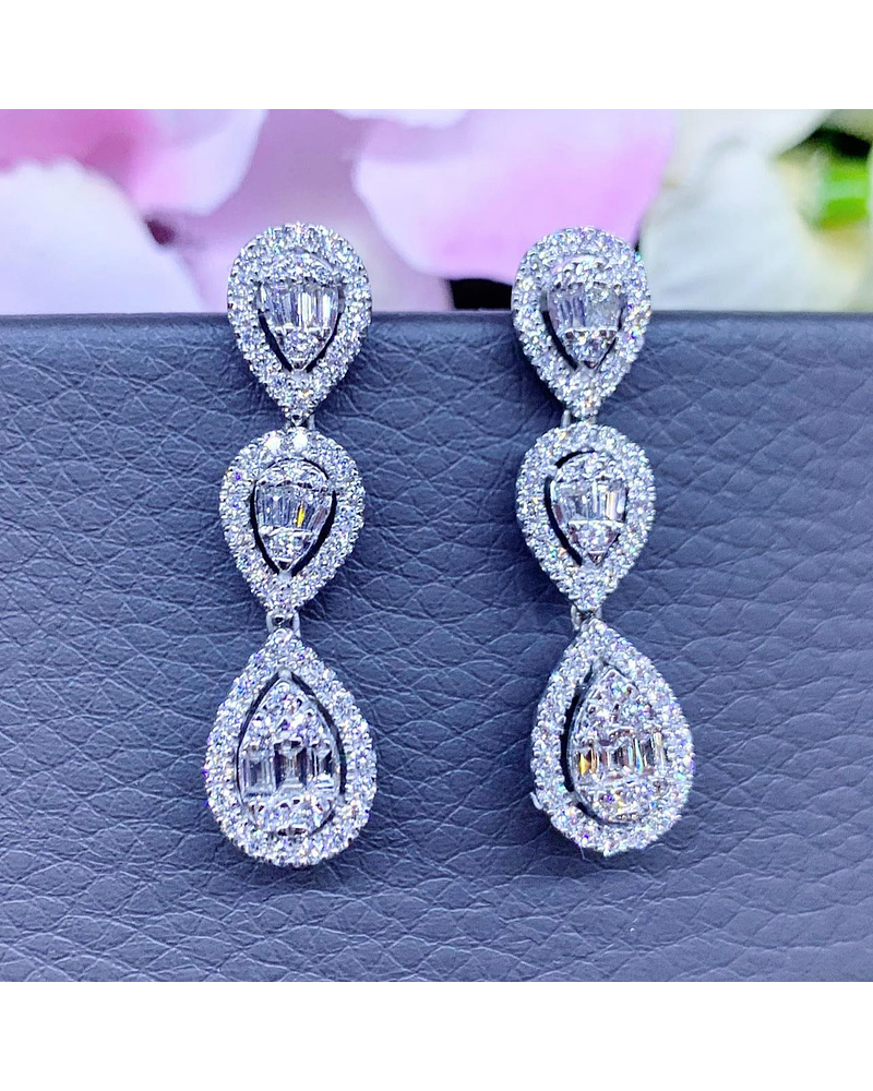 Aros Largos de Diamantes 2 Ct Oro Blanco 18k