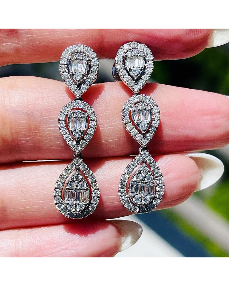 Aros Largos de Diamantes 2 Ct Oro Blanco 18k