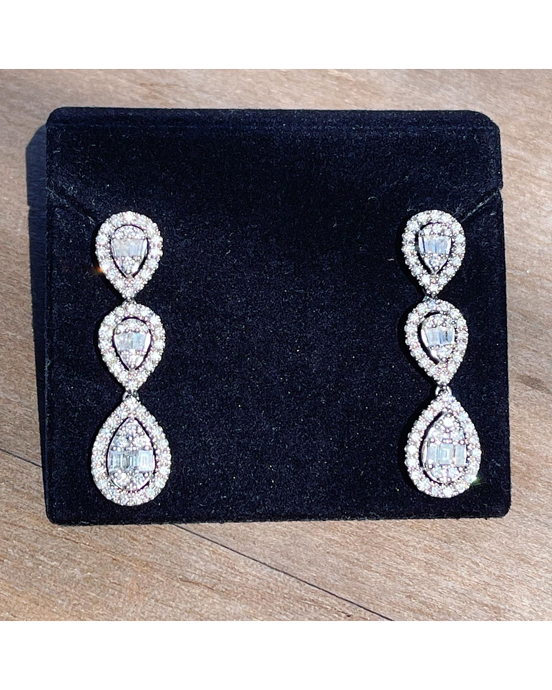 Aros Largos de Diamantes 2 Ct Oro Blanco 18k