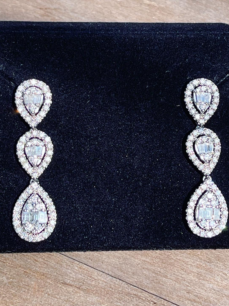 Aros Largos de Diamantes 2 Ct Oro Blanco 18k 5