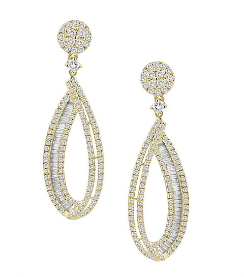 Impactantes Aros Largos de Diamantes 2.35 Ct Oro Amarillo 18K