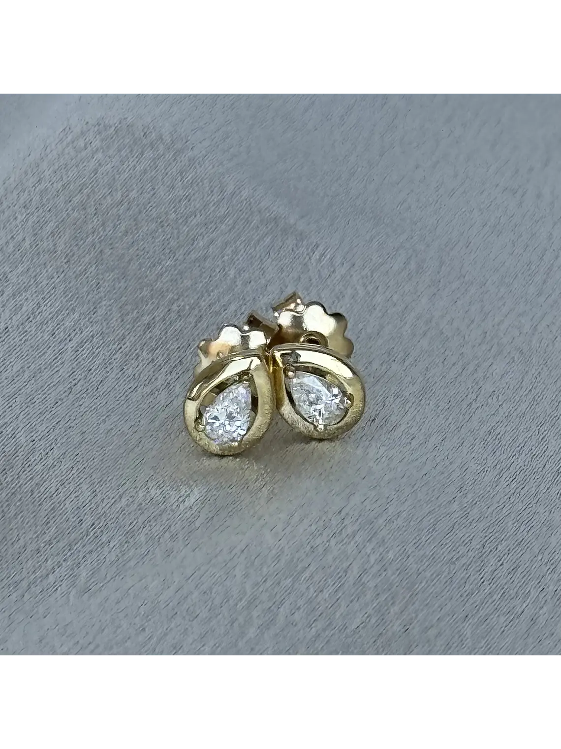 Exclusivos Aros Diamantes Corte Gota Oro Amarillo 18K 4