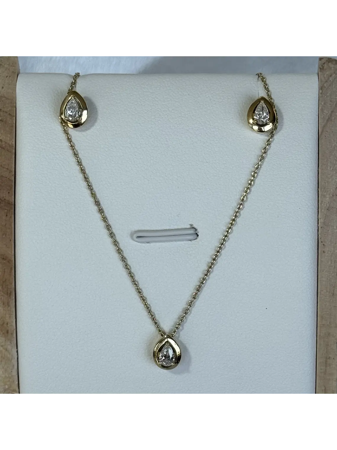Exclusivos Aros Diamantes Corte Gota Oro Amarillo 18K 5