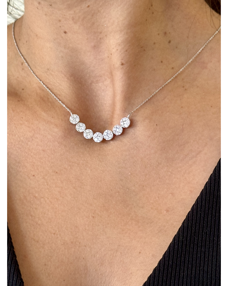 Collar Rosetas de Diamantes Colgantes Oro Blanco 18K