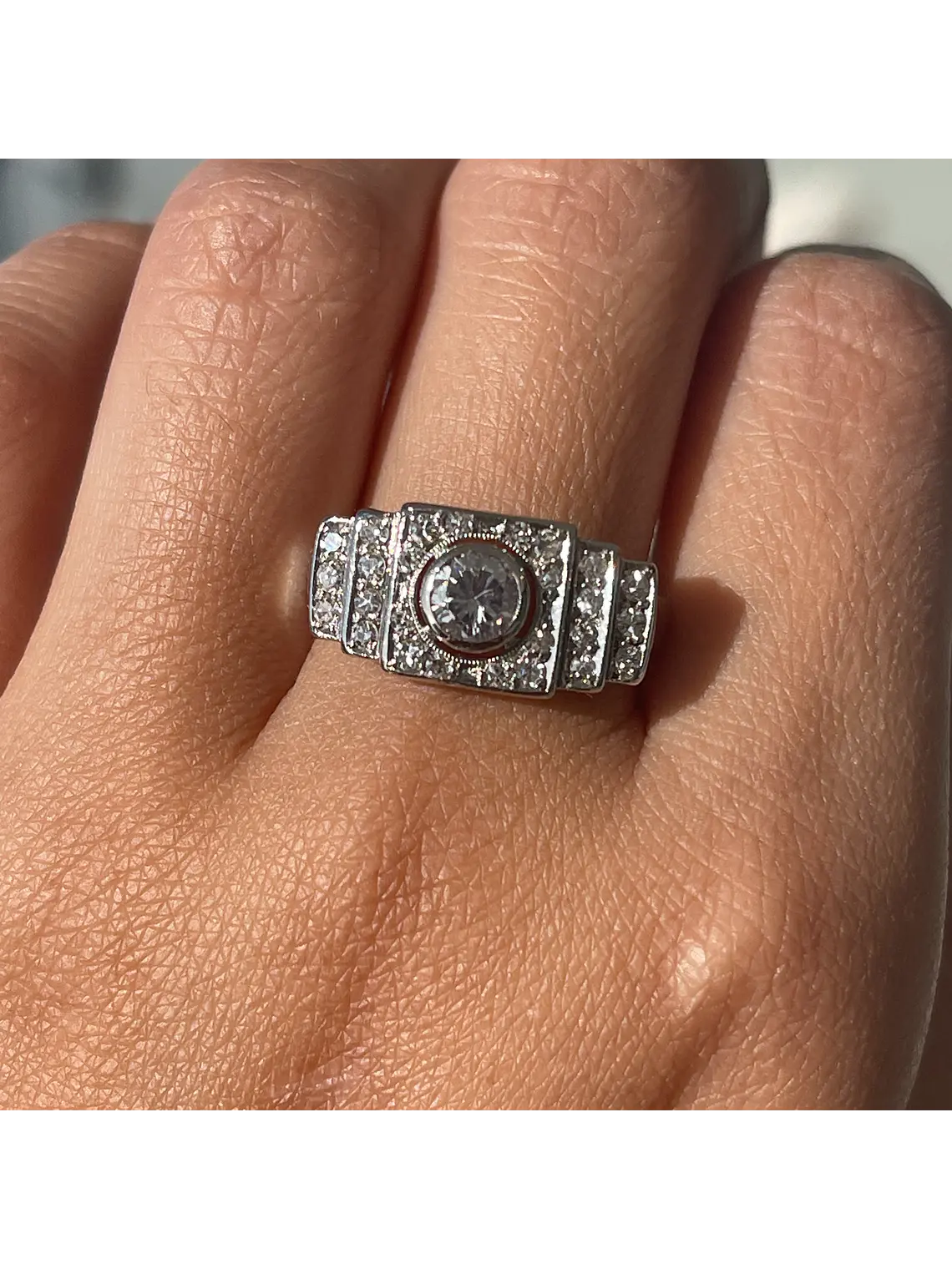 Anillo Cintillo Vintage 1 Ct Brillantes en Oro Blanco 18K 2