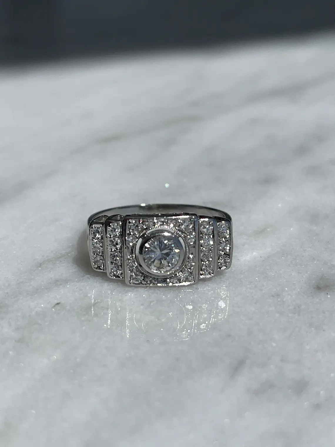 Anillo Cintillo Vintage 1 Ct Brillantes en Oro Blanco 18K 5