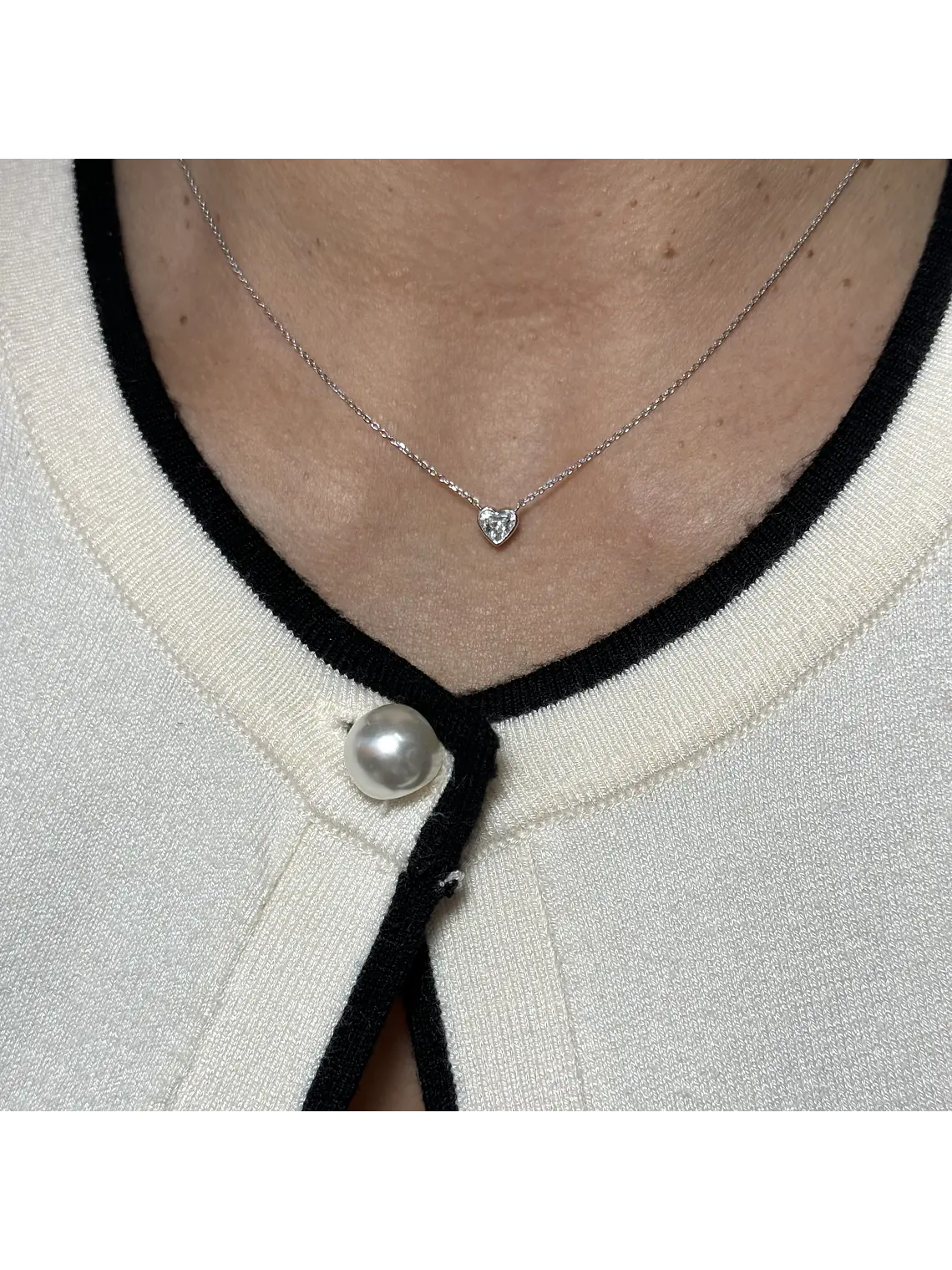 Collar Diamante Corazón en Oro Blanco 18K 3