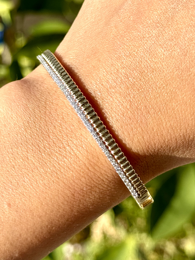 Preciosa Esclava Diamantes en Oro Amarillo 18K 2