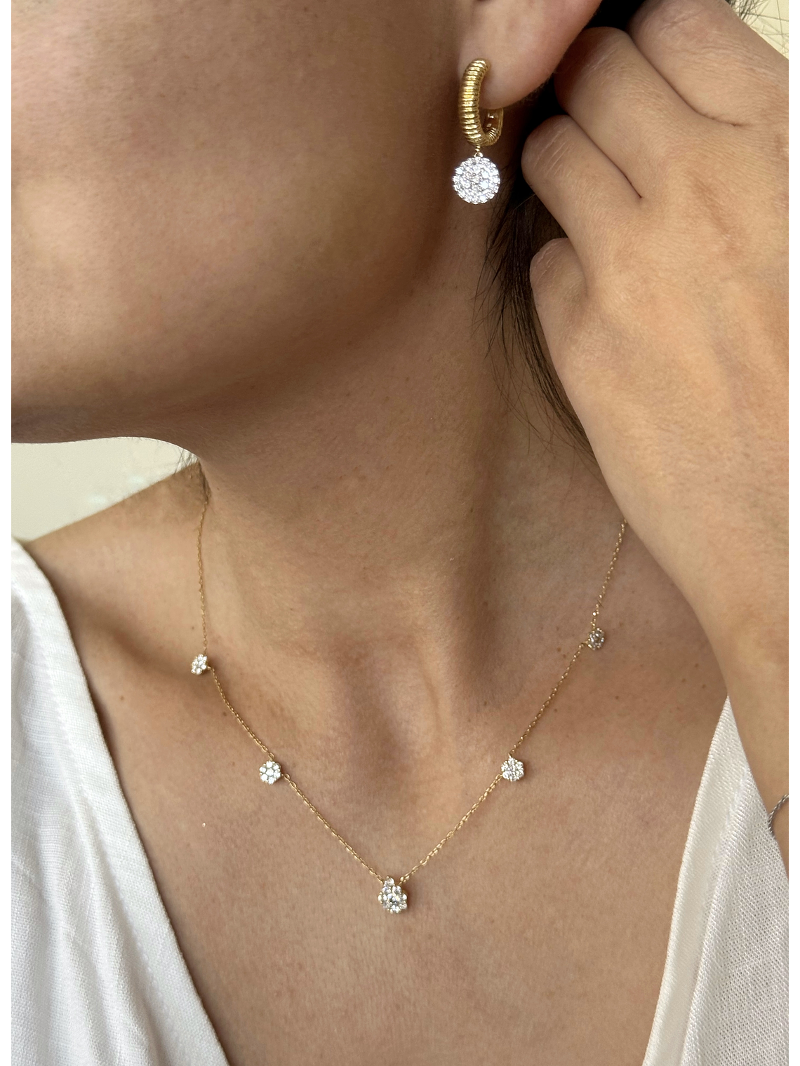 Collar de Diamantes Colgantes 100 Puntos Oro Blanco 18K 4