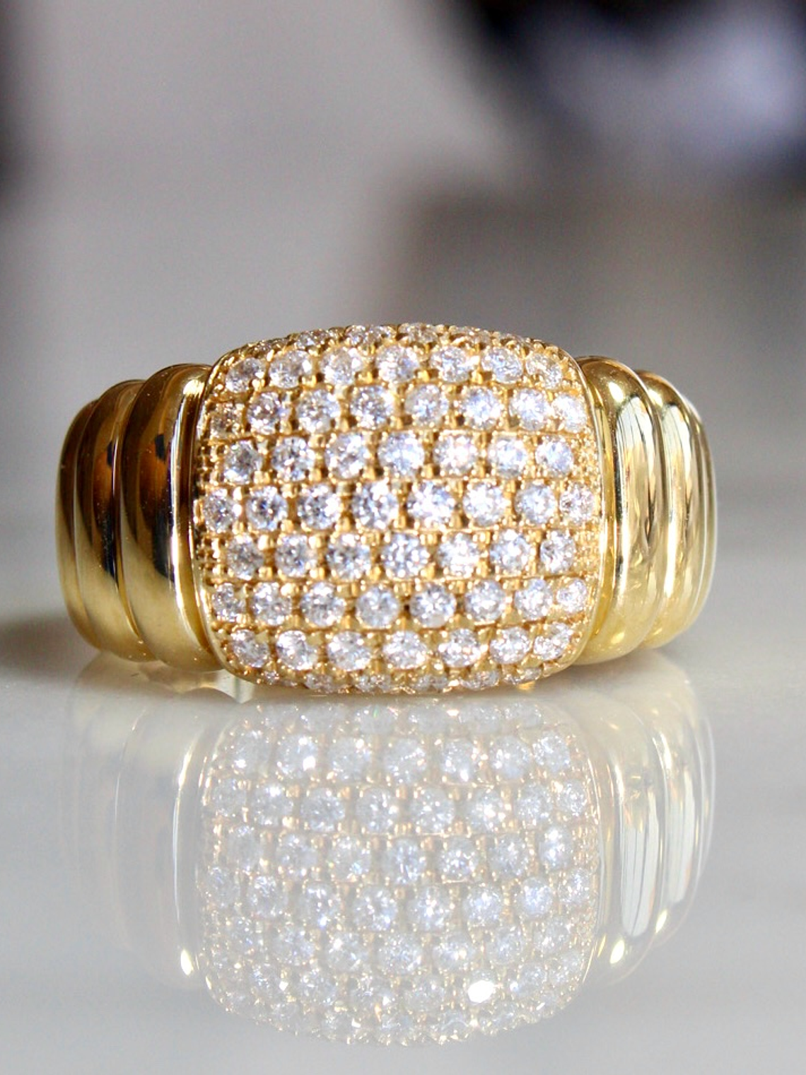 Maxi Anillo Lujo Moderno Ancho Diamantes Oro Amarillo 18K 3