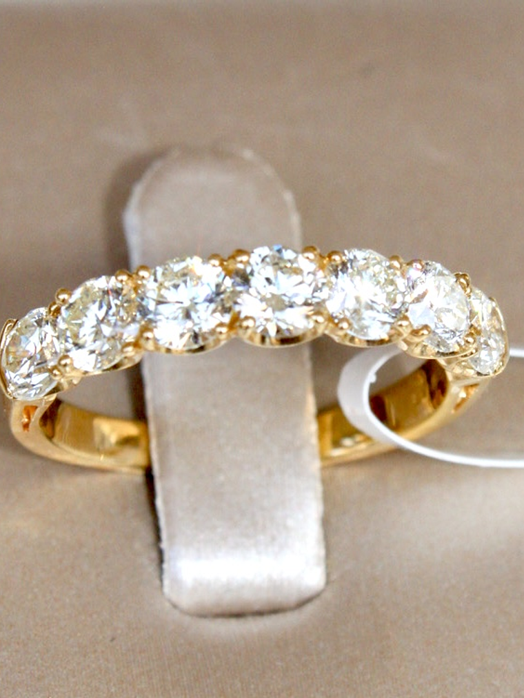 Magnífico Anillo  de Compromiso Cintillo Diamantes Oro Amarillo 18K 2