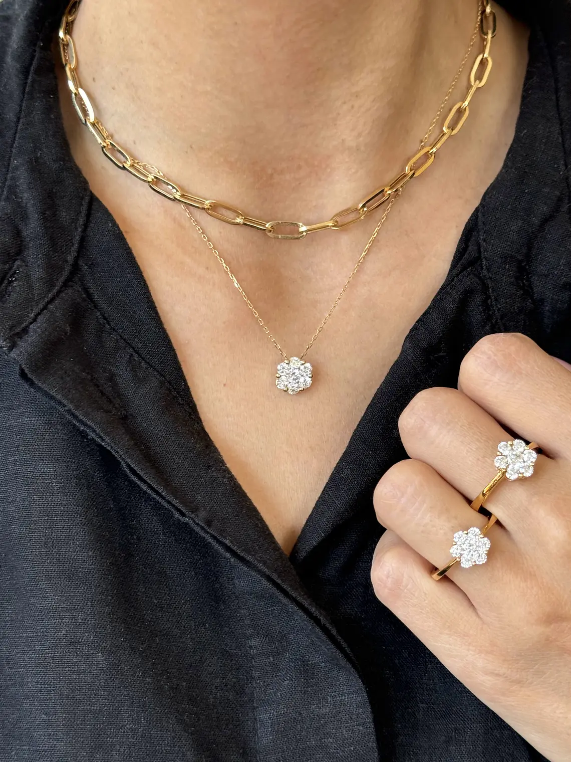 Collar Roseta Diamantes Oro Amarillo 18K 3