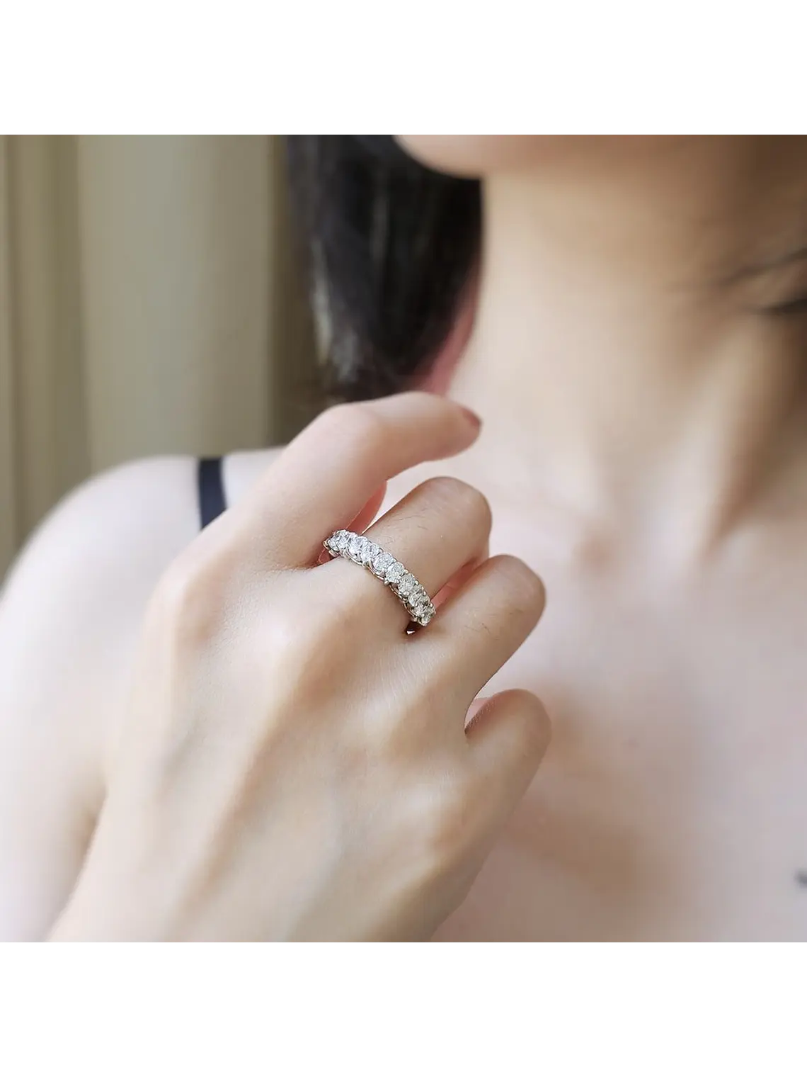 Gran Anillo Cintillo 11 Diamantes Ovales en Oro Blanco 18K 2