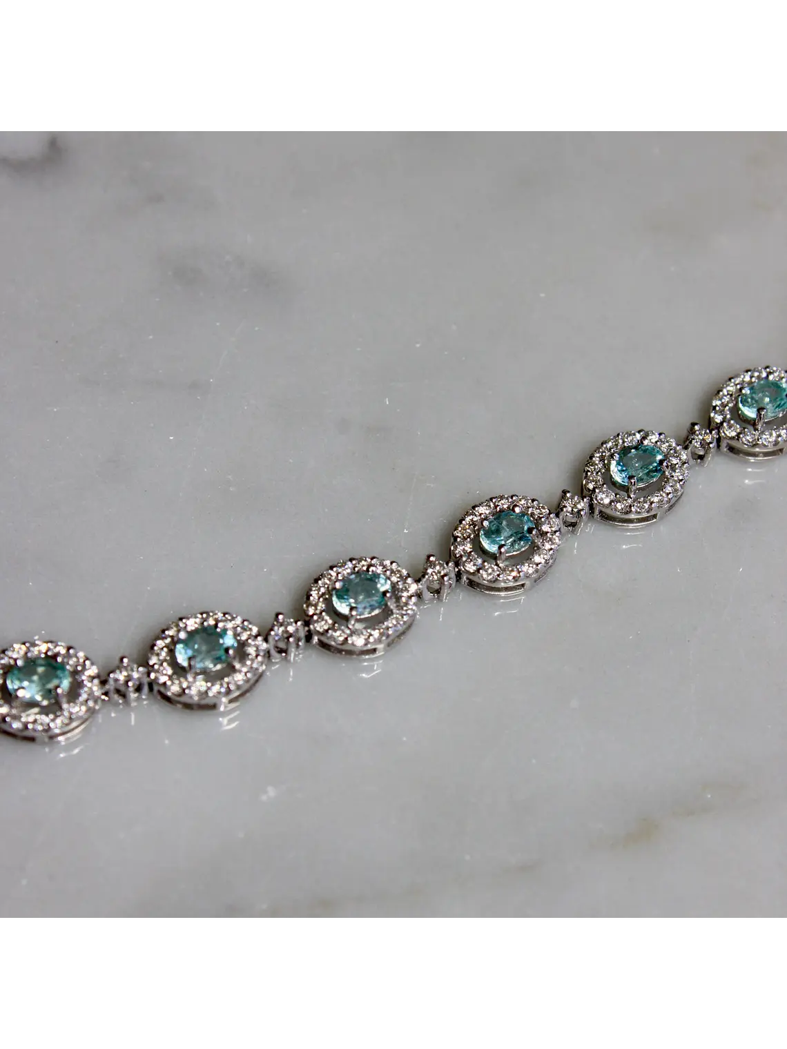 Maravilloso Brazalete Turmalina Paraíba y Diamantes en Platino 4