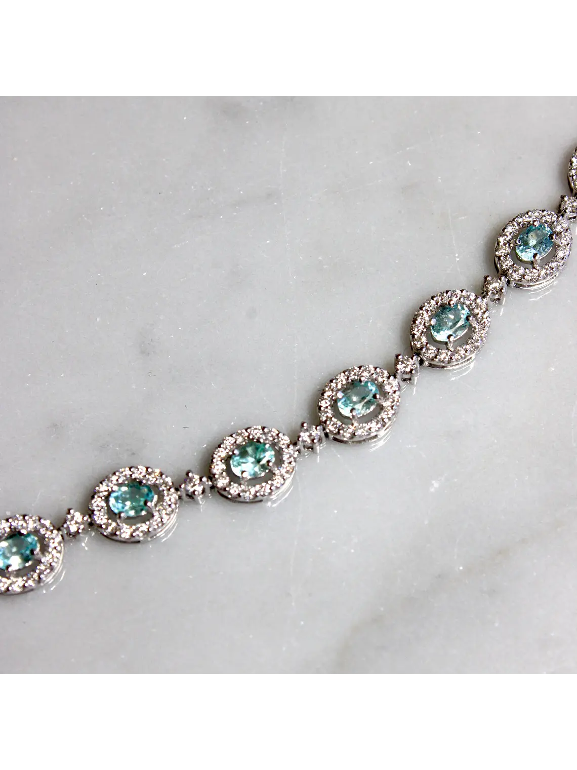 Maravilloso Brazalete Turmalina Paraíba y Diamantes en Platino 2