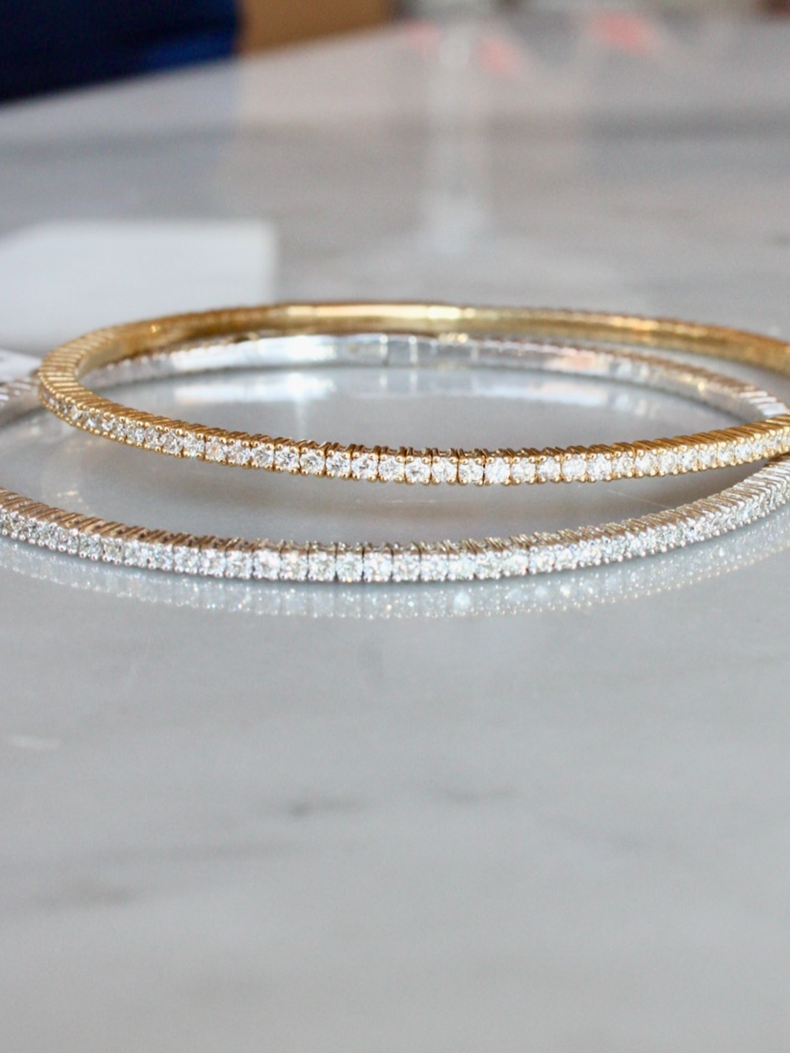 Maravillosa Esclava Flexible Irrompible Diamantes en Oro Amarillo 18K 3