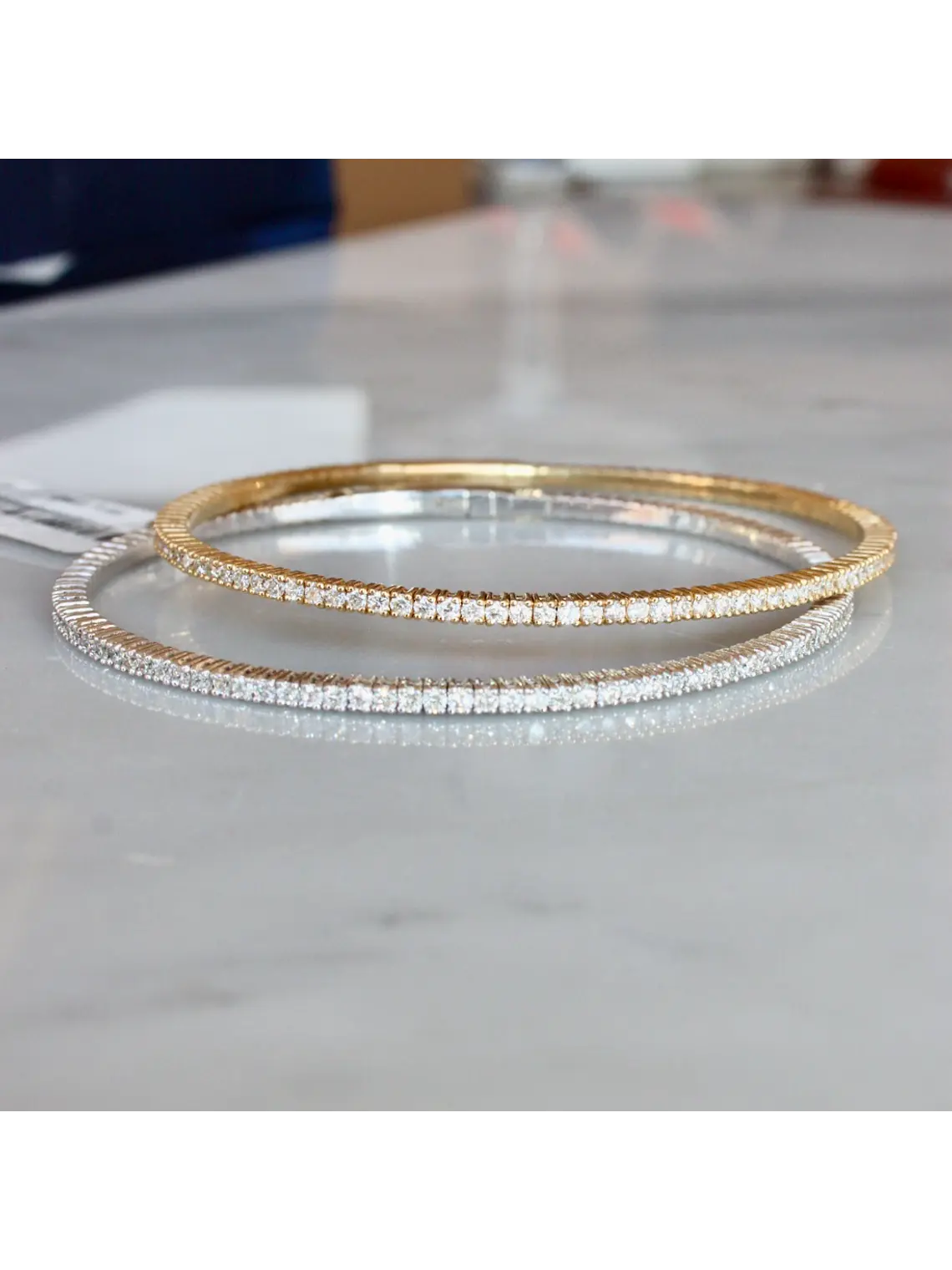 Maravillosa Esclava Flexible Irrompible Diamantes en Oro Blanco 18K 3