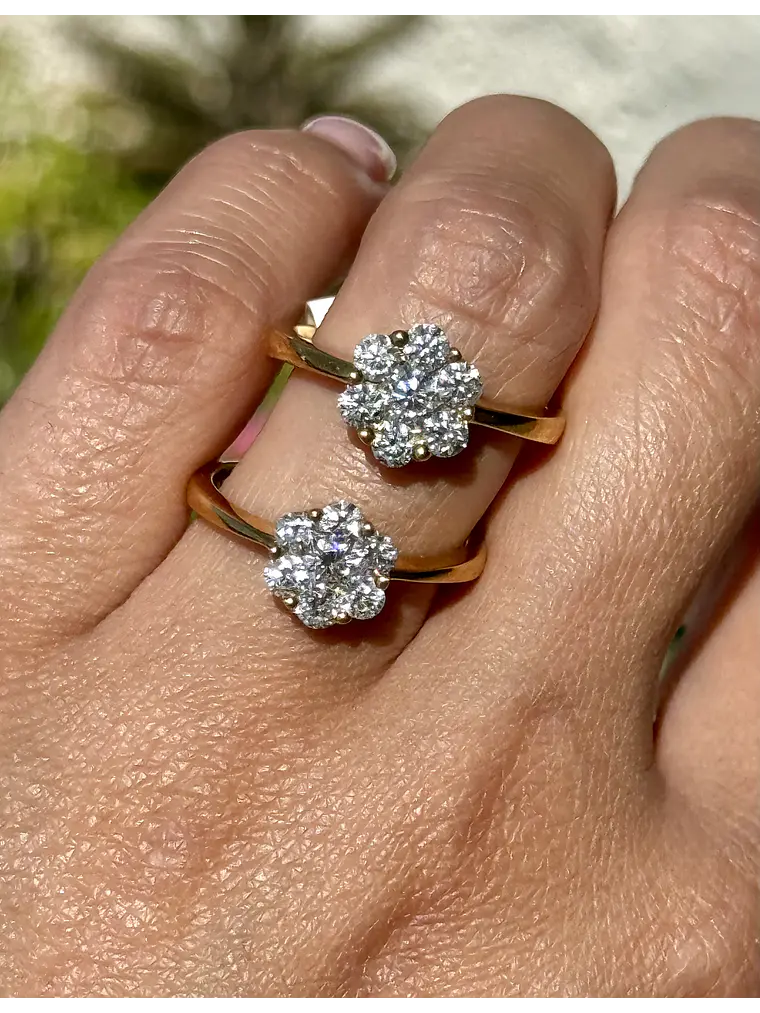 Precioso Anillo Maxi Roseta 1.0 Ct Diamantes y Oro Amarillo 18K 3