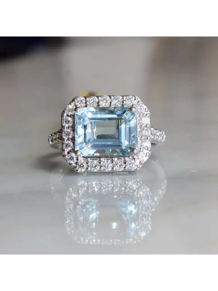 Gran Maxi Anillo Aguamarina y Diamantes en Platino 2