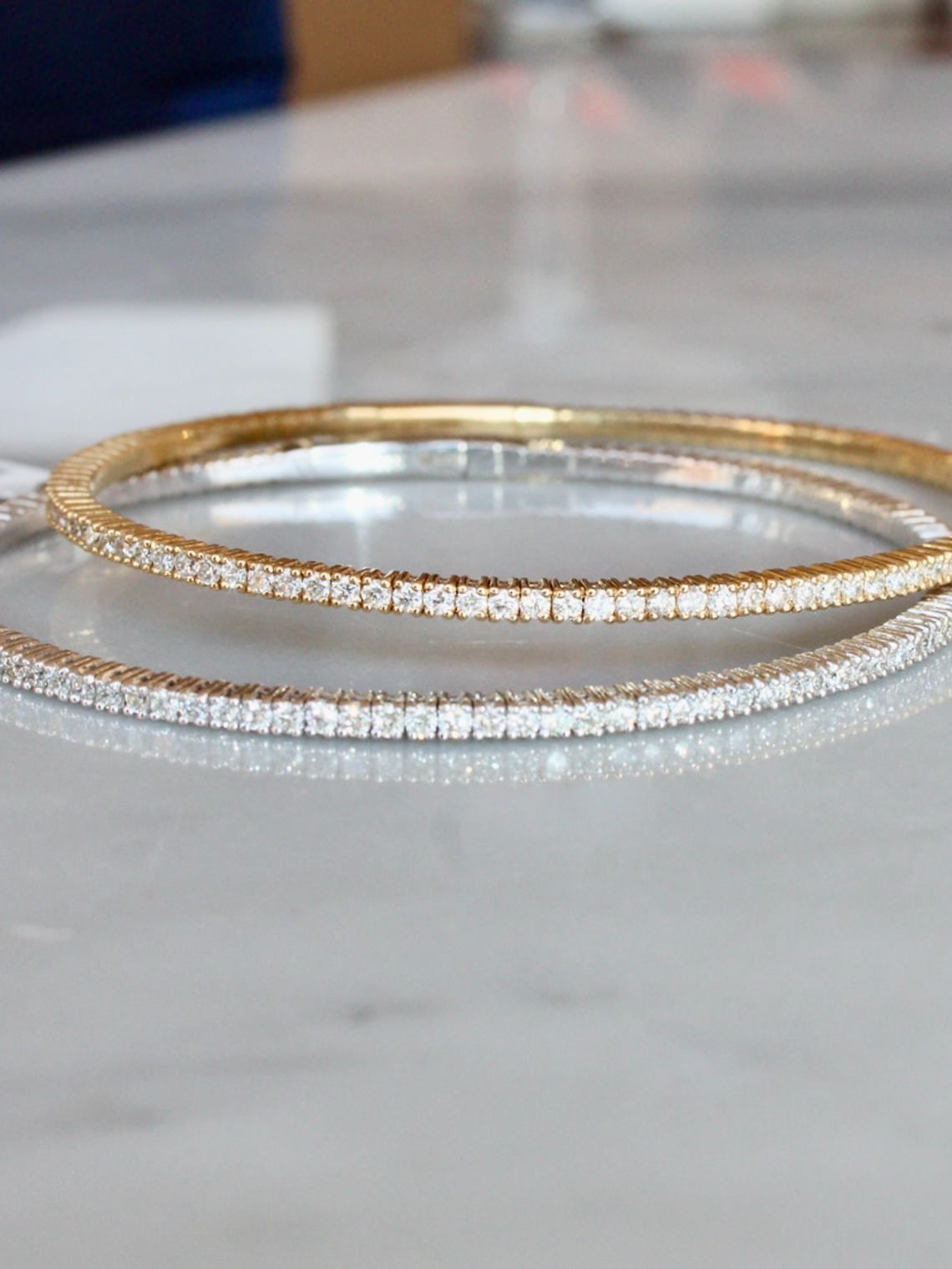 Maravillosa Esclava Flexible Irrompible Diamantes en Oro Blanco 18K 4