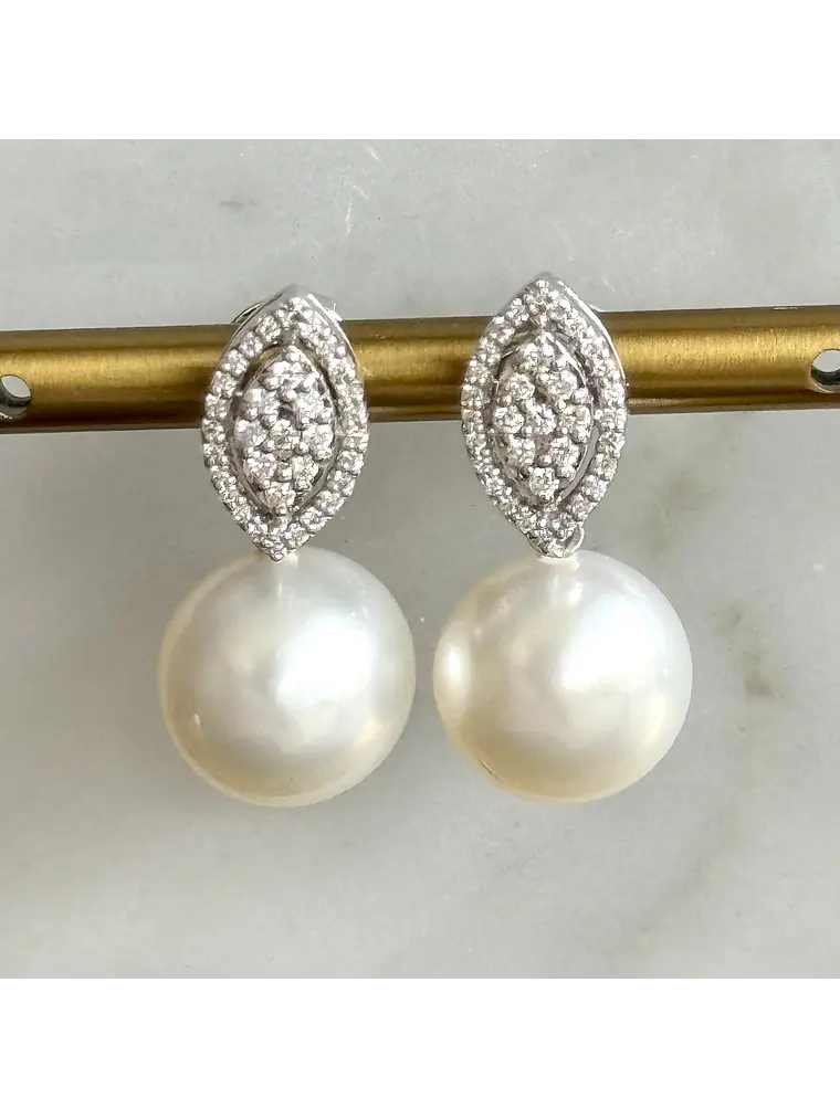 Fabulosos Aros Perlas Australianas y Diamantes en Oro Blanco 18K Premium 1