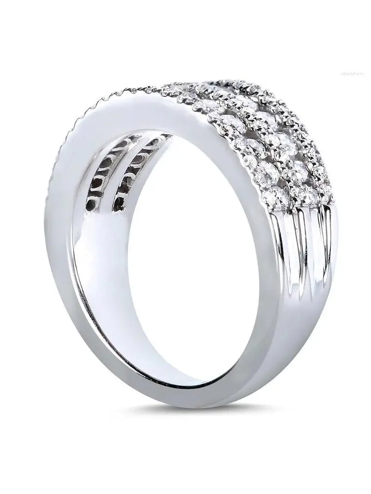 Anillo Medio Cintillo Ancho Diamantes en Oro Blanco 18k 2