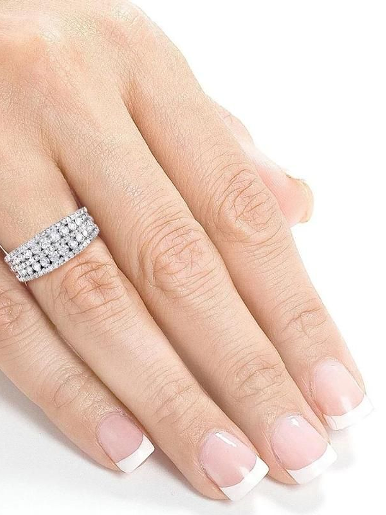 Anillo Medio Cintillo Ancho Diamantes en Oro Blanco 18k 4