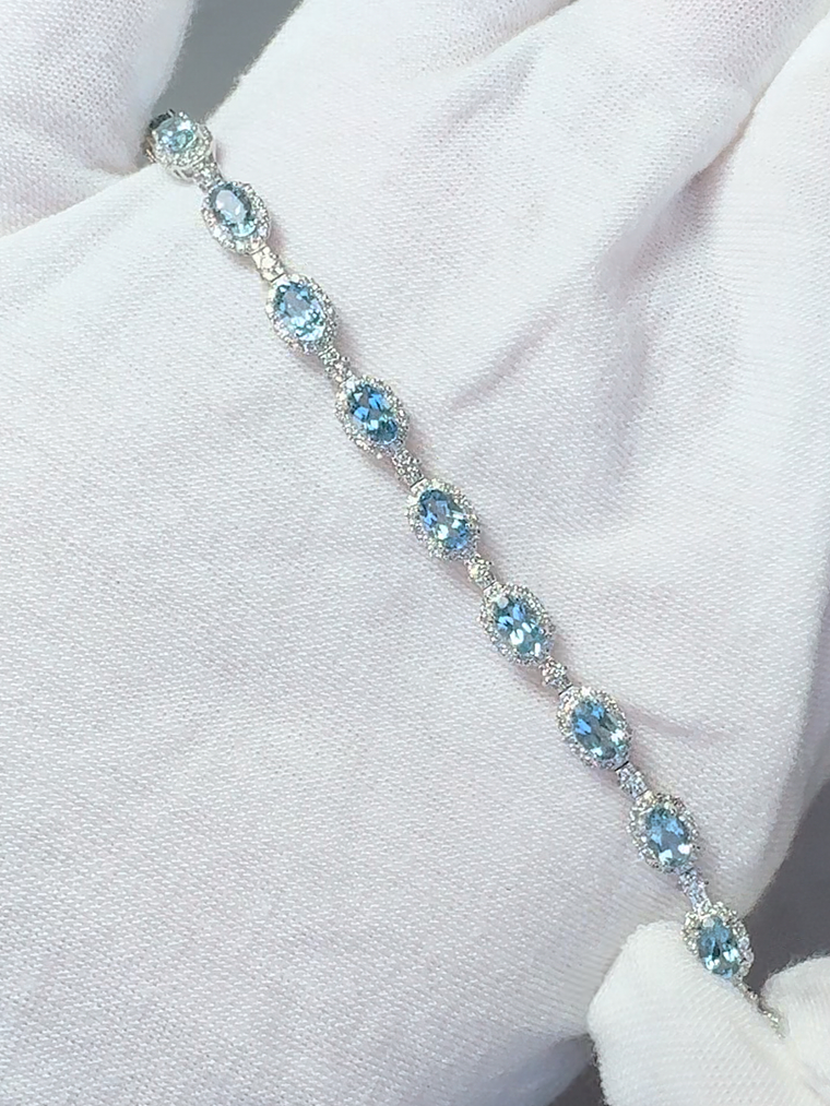Maravilloso Brazalete Aguamarinas y Diamantes en Platino 2