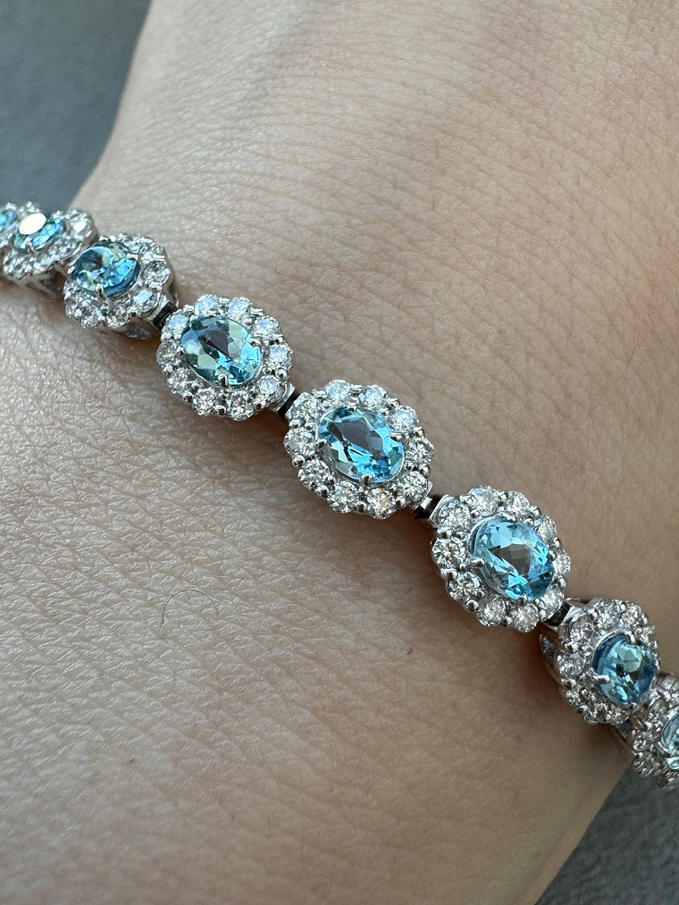 Maravilloso Brazalete Aguamarinas y Diamantes en Platino 4