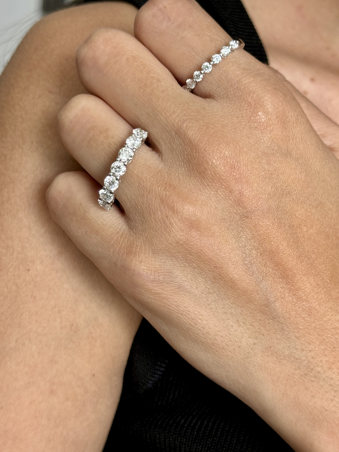 Gran Anillo Cintillo 7 Diamantes en Oro Blanco 18K 3