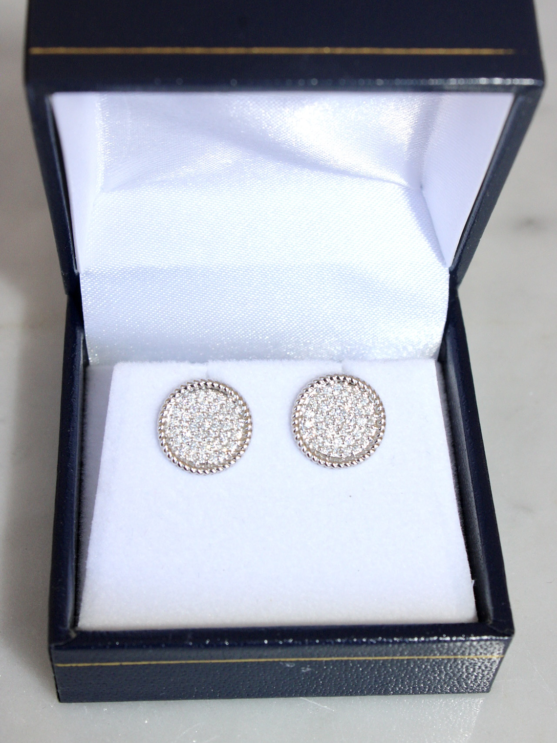 Aros Disco Diamantes Redondos Grandes en Oro Amarillo 18K 7