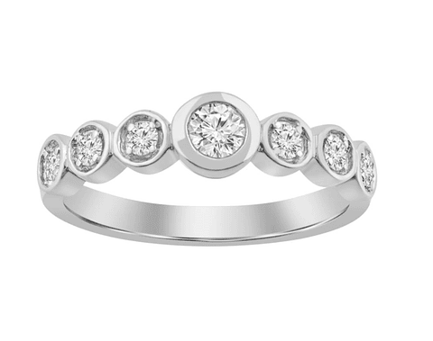 Anillo Medio Cintillo 7 Brillantes en Bisel Oro Blanco 18K