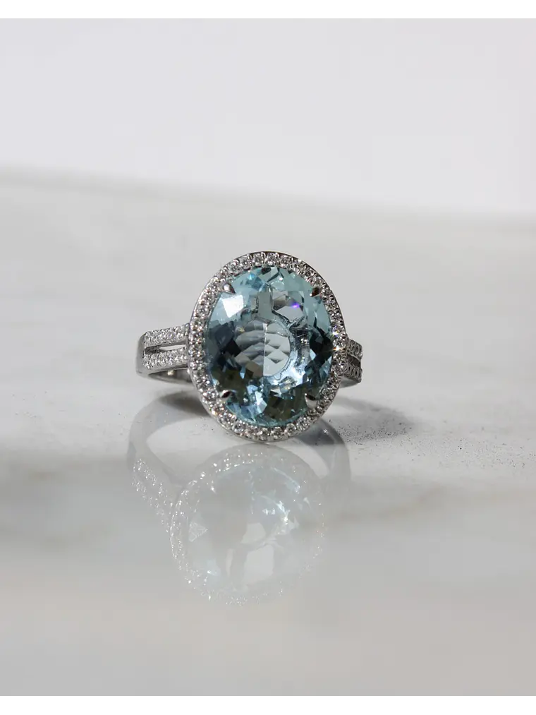 Gran Maxi Anillo Aguamarina y Diamantes en Oro Blanco 18K 4