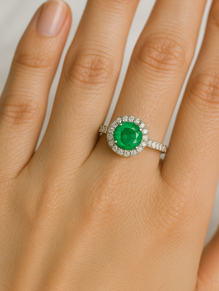 Anillo Gran Esmeralda 2.01 Ct Premium Diamantes en Platino 2