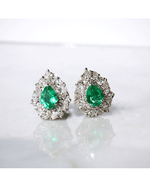 Maravillosos Aros Grandes Esmeraldas y Diamantes en Oro Blanco 18K