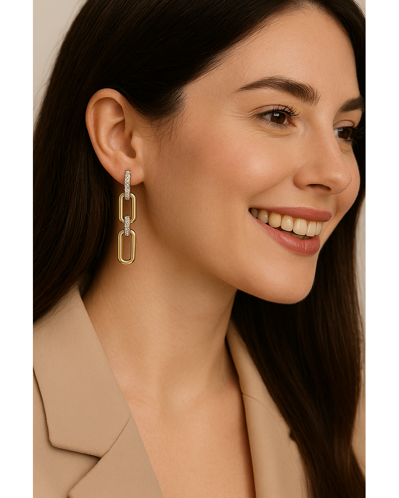 Aros Largos Eslabones Diamantes en Oro Amarillo 18K